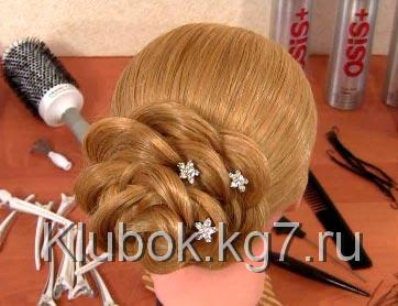 прическа с цветком прическа с цветком