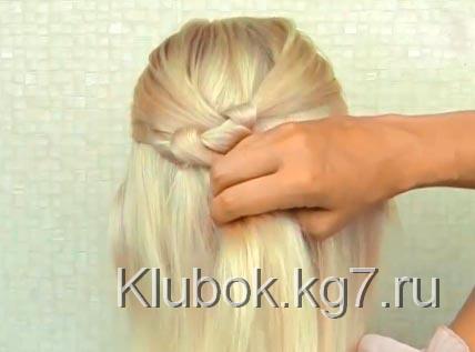 прическа с узелками прическа с узелками