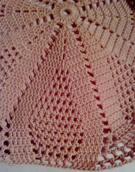 Knitting a white hat for summer!