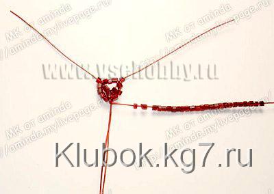 После первого круга дуг на каждую ось добавьте по 1 бисерине После первого круга дуг на каждую ось добавьте по 1 бисерине