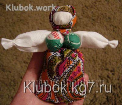 выворачиваем юбку куклы оберега