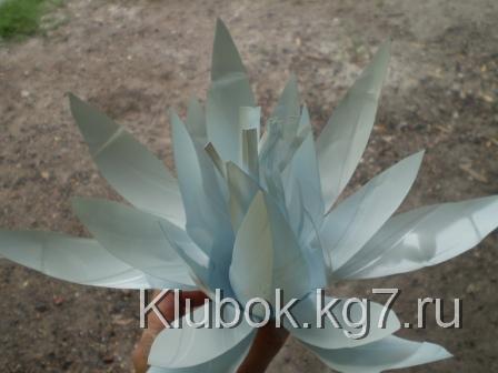 Кувшинки из пластиковых бутылок - мастер-класс