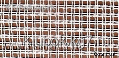 Ковровую канву с крупными ячейками можно найти во многих магазинах для рукоделия, она продаётся на метраж в рулонах шириной метр.