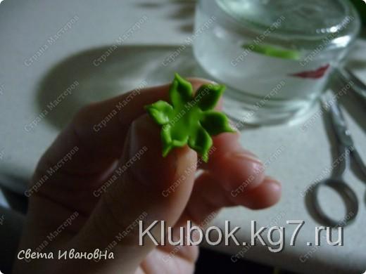 Здравствуйте!!!
Делюсь с вами мастер-классом по лепке гиперикума. Я в свои композиции люблю добавлять много мелкой красоты (маленькие цветочки, ягодки, плоды) иногда неизвестной Здравствуйте!!!
Делюсь с вами мастер-классом по лепке гиперикума. Я в свои композиции люблю добавлять много мелкой красоты (маленькие цветочки, ягодки, плоды) иногда неизвестной