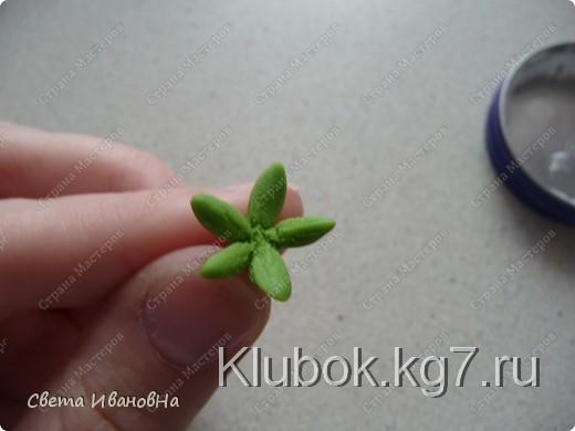 Здравствуйте!!!
Делюсь с вами мастер-классом по лепке гиперикума. Я в свои композиции люблю добавлять много мелкой красоты (маленькие цветочки, ягодки, плоды) иногда неизвестной Здравствуйте!!!
Делюсь с вами мастер-классом по лепке гиперикума. Я в свои композиции люблю добавлять много мелкой красоты (маленькие цветочки, ягодки, плоды) иногда неизвестной