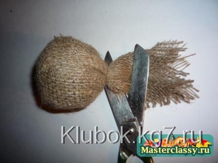 Пара домовых в корзинке своими руками