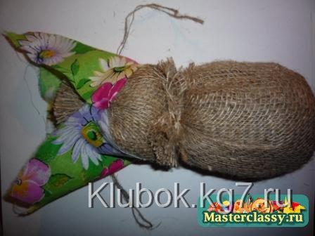 Пара домовых в корзинке своими руками