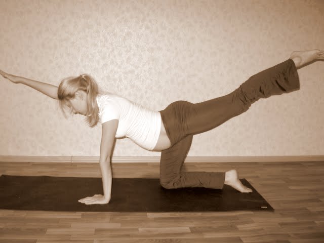 Упражнения для беременных при болях в спине и позвоночнике Упражнения для беременных при болях в спине и позвоночнике