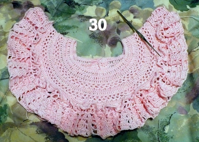 Озорной колокольчик - платьице крючком Озорной колокольчик - платьице крючком