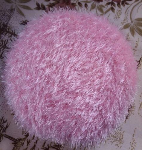 вязаная подушка овечка, вязаная подушка, как связать подушку, вязаная овца овечка, схема вязания подушки овечки