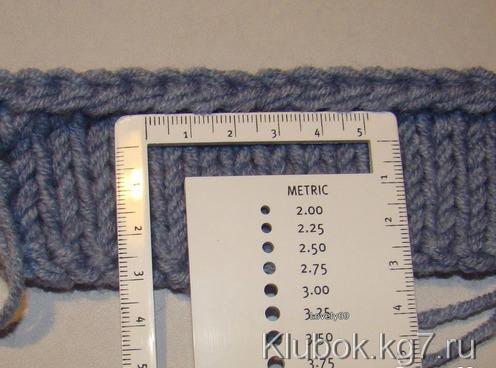 Cap hood knitted with <Daisy> pattern