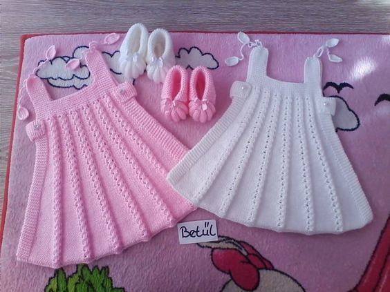 На данном изображении может находиться: текст