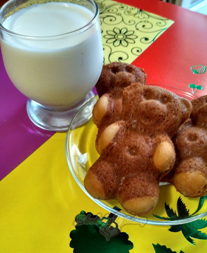 ФоÑ?о 1. Ð?иÑ?ки Ð?аÑ?ни Ñ? молоком.