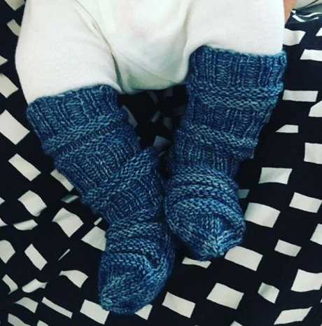 На изображении может находиться: полоски