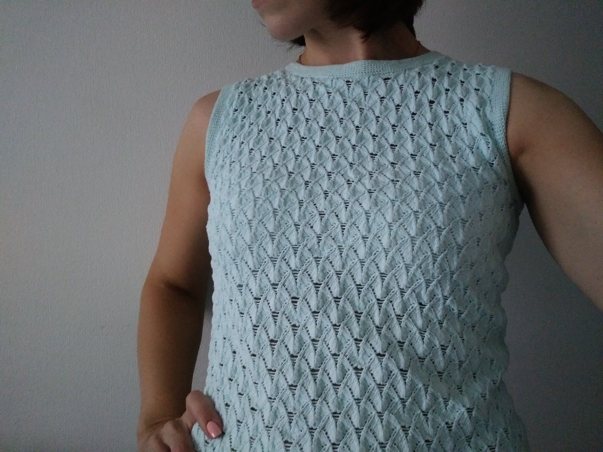 На изображении может находиться: один или несколько человек и люди стоят