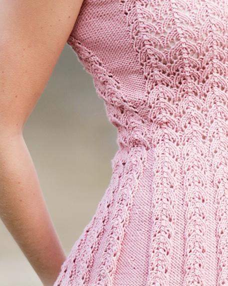 Love Is In The Air / DROPS 160-24 - Knitted DROPS top with lace pattern in ”Muskat”. Size: S - XXXL.