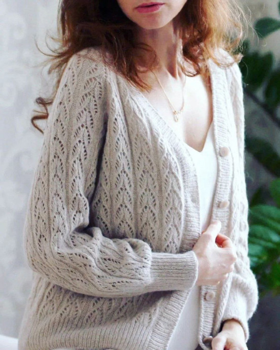 Кардиган спицами регланом из мохера Кардиган спицами регланом из мохера