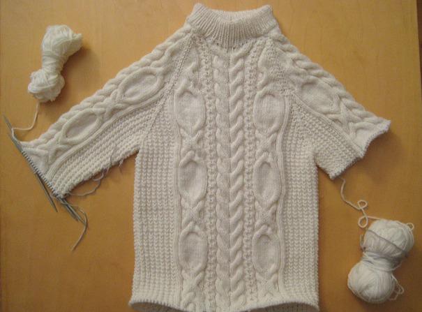 Я влюбилась этот белоснежный пуловер с мехом. Вязать сложно, удержаться не возможно
