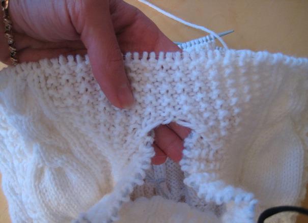 Я влюбилась этот белоснежный пуловер с мехом. Вязать сложно, удержаться не возможно