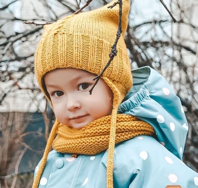 Детская шапочка спицами