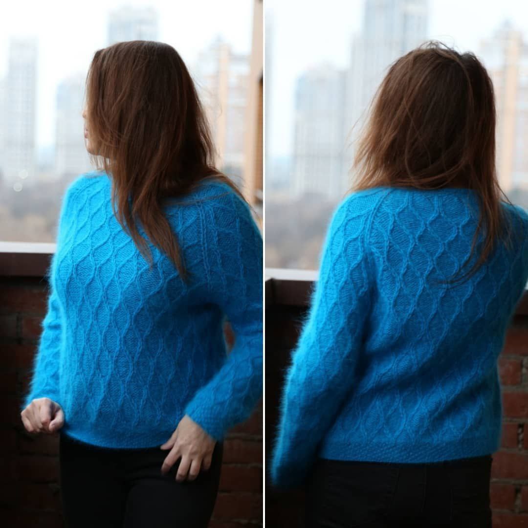 Нежное свитер-облако из ярко-синего мохера 15