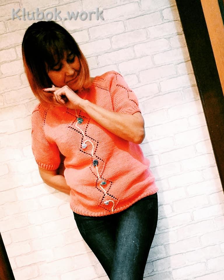 На данном изображении может находиться: 1 человек