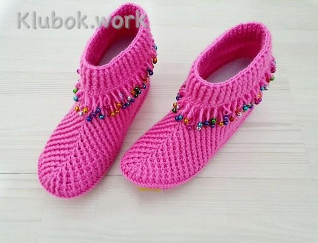 Уютные тапочки для дома крючком Уютные тапочки для дома крючком