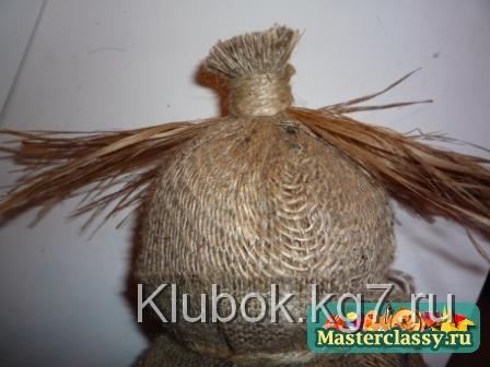 Пара домовых в корзинке своими руками