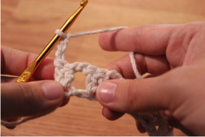 узор крючком КРОКОДИЛОВАЯ КОЖА (37) (300x200, 74Kb)