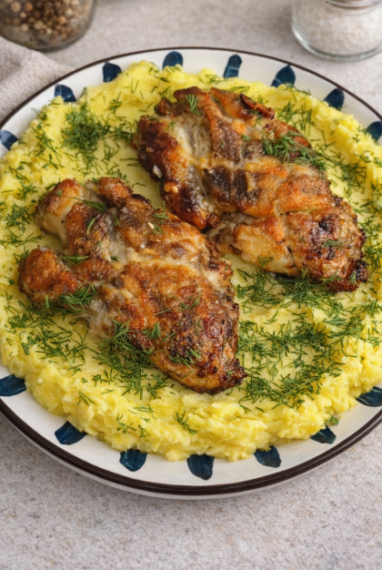 Куряча грудка в соєвому соусі Куряча грудка в соєвому соусі