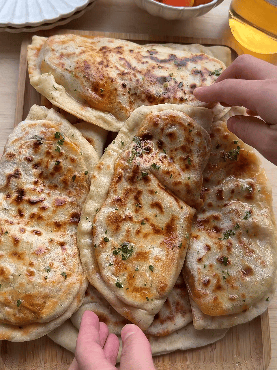 Коржі з куркою у вершковому соусі Коржі з куркою у вершковому соусі
