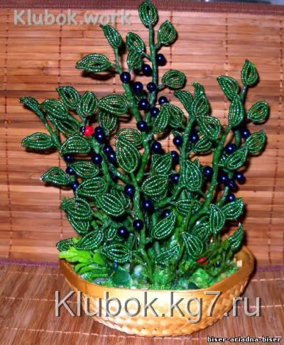 Черника из бисера Черника из бисера