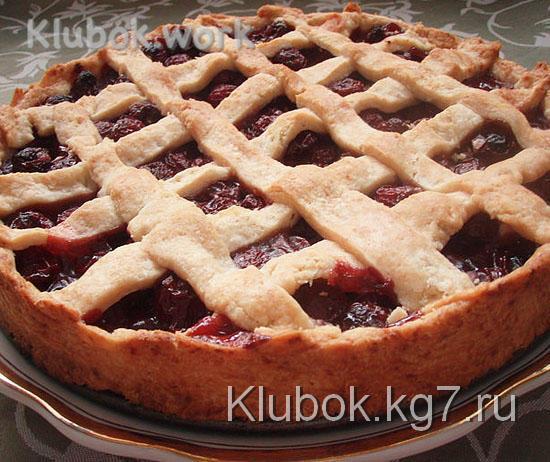 Открытый вишневый пирог Открытый вишневый пирог