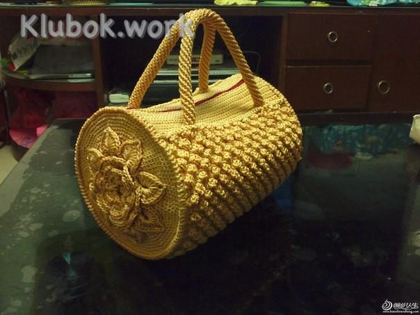 Сумочка, вязанная крючком Сумочка, вязанная крючком