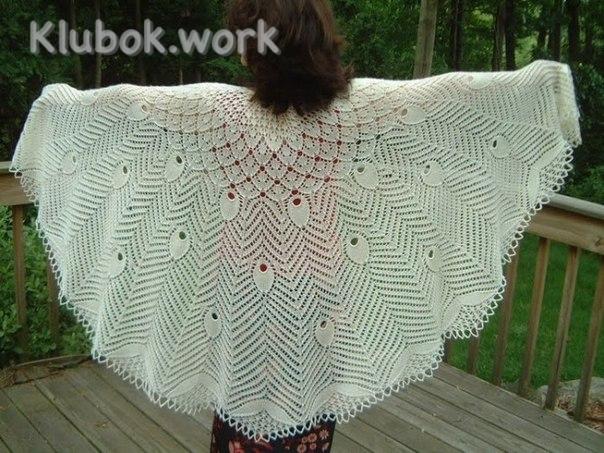 Очень красивая шаль -  Павлиний хвост Очень красивая шаль -  Павлиний хвост