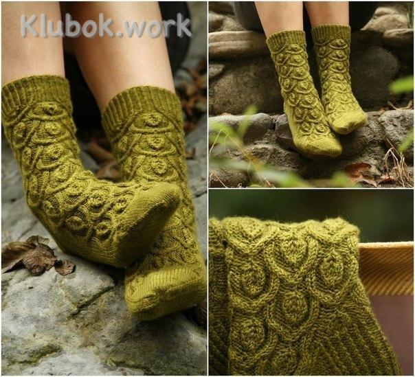 Носки, связанные интересным узором Носки, связанные интересным узором