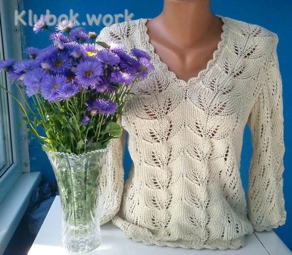 Пуловер с V-образным вырезом. Пуловер с V-образным вырезом.