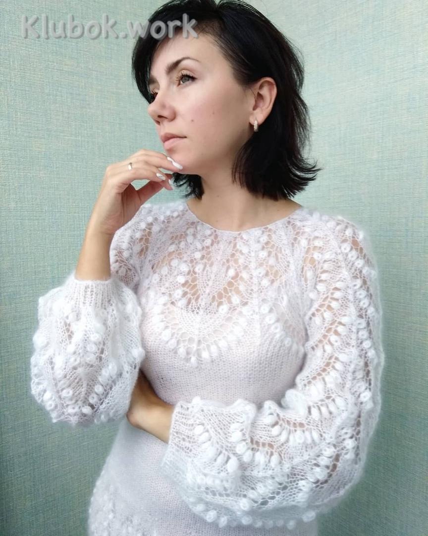 Нежное платье спицами.Без схем. Нежное платье спицами.Без схем.