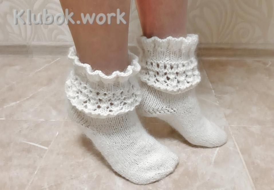 Носочки. Работа Ю.Учаевой. Описание. Схемы. Носочки. Работа Ю.Учаевой. Описание. Схемы.