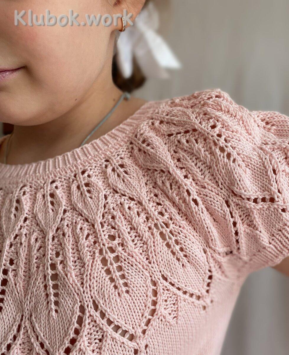 Кофточка на круглой кокетке Кофточка на круглой кокетке